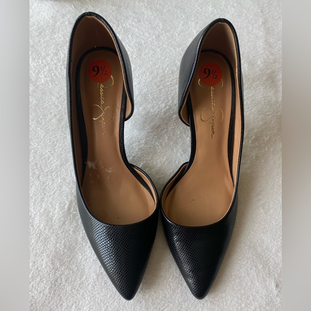 Jessica Simpson Textured Black Heels - Picture 2 of 10